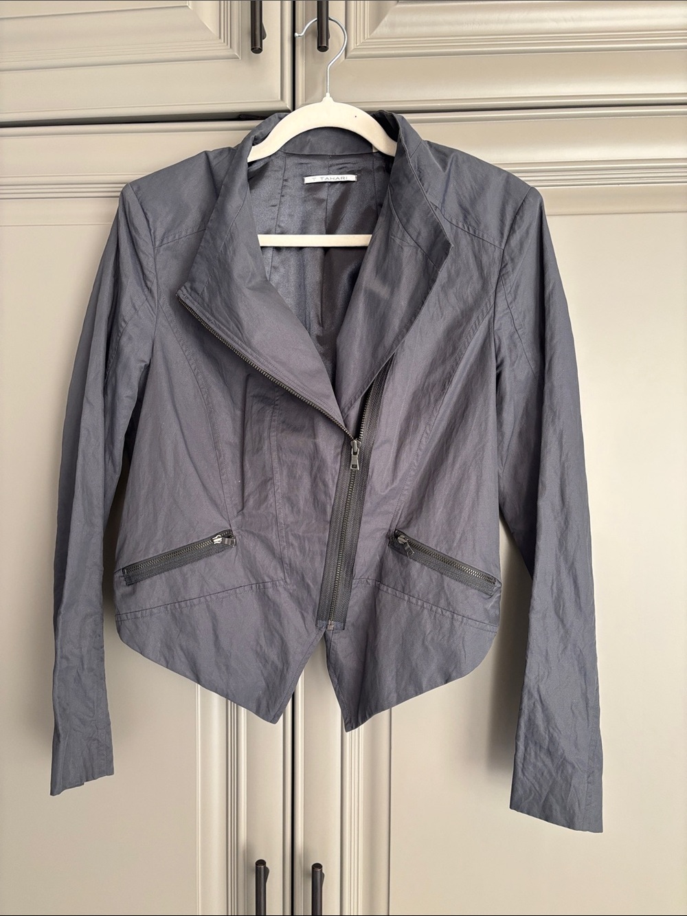 T Tahari Gray Asymmetrical Zip Lightweight Jacket